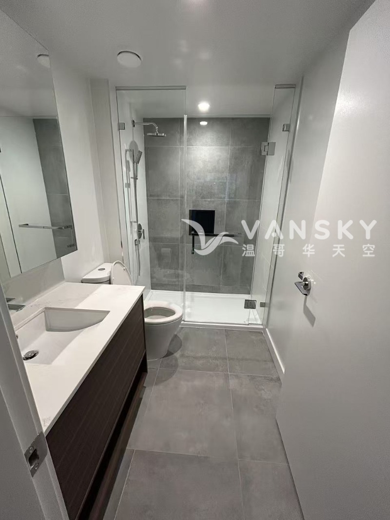 250514085936_master bathroom.jpg